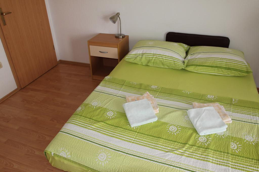 Apartments Marinko Stari Grad  Habitación foto