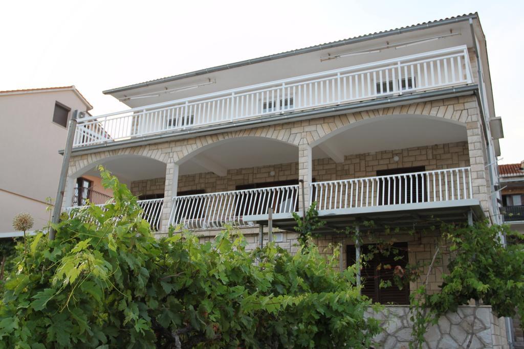 Apartments Marinko Stari Grad  Exterior foto